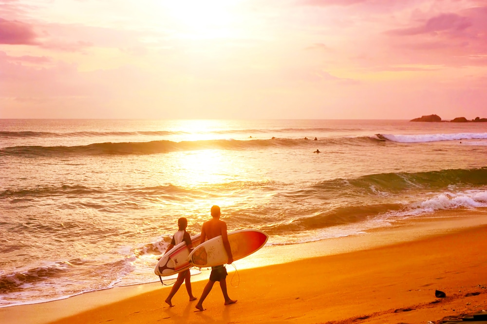 Sri Lanka Hikkaduva rand surfamine