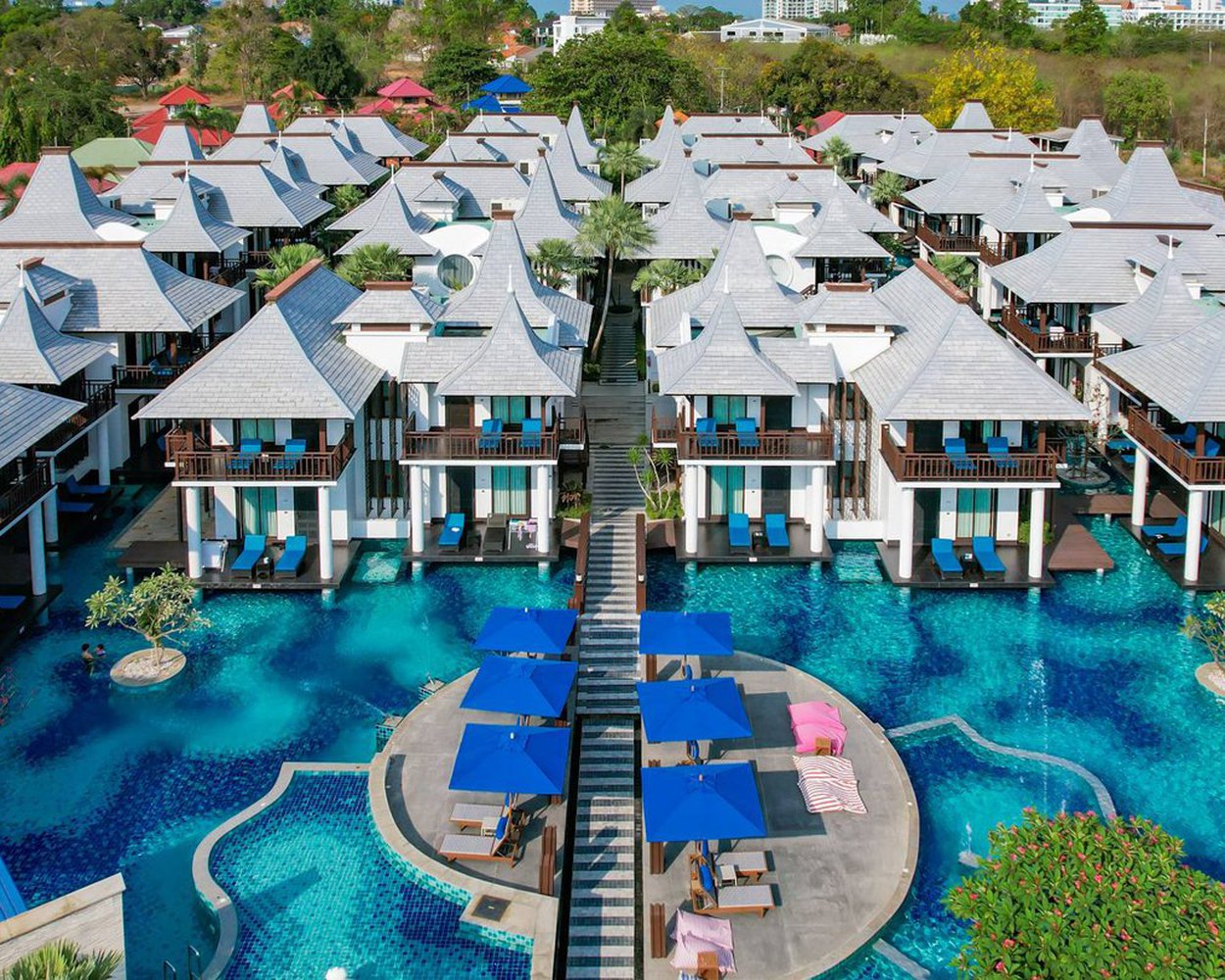 Z Through by The Zign Pattaya Tai